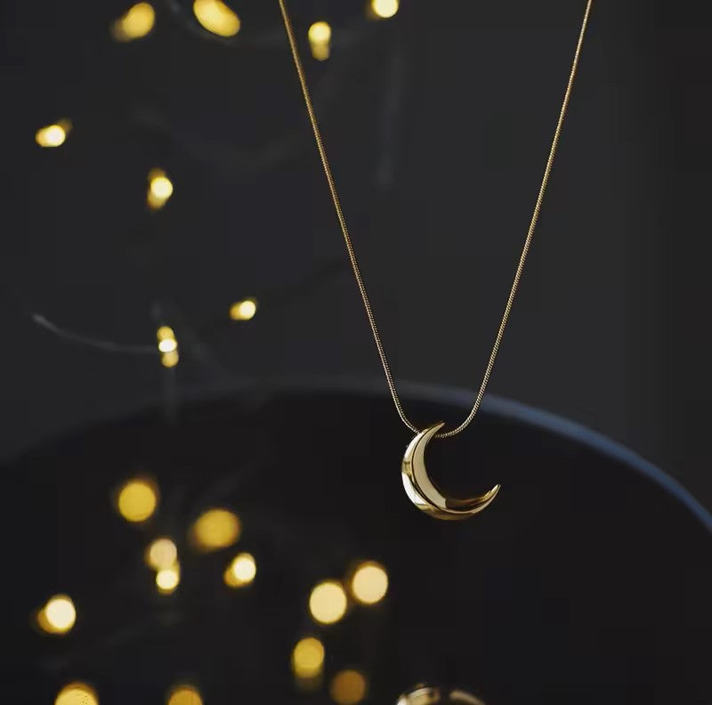Amara Infinity Necklace