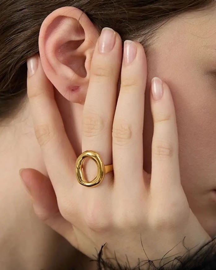 How to Build a Timeless Jewellery Collection