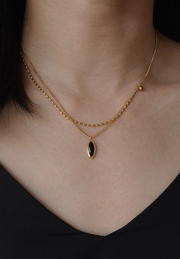 Velin Curve Necklace