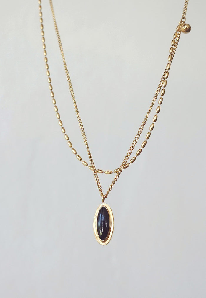 Velin Curve Necklace