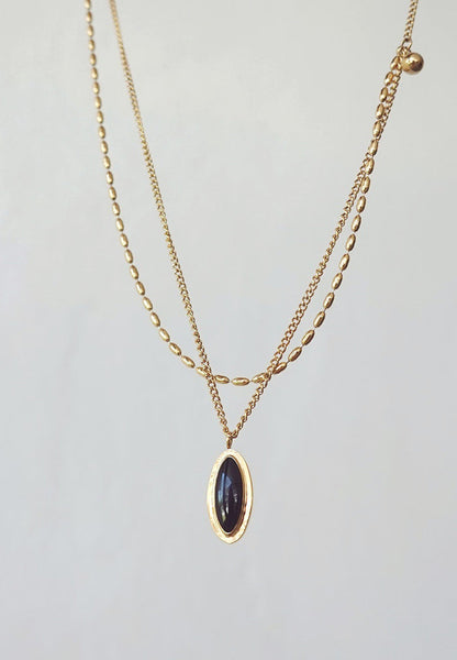 Velin Curve Necklace