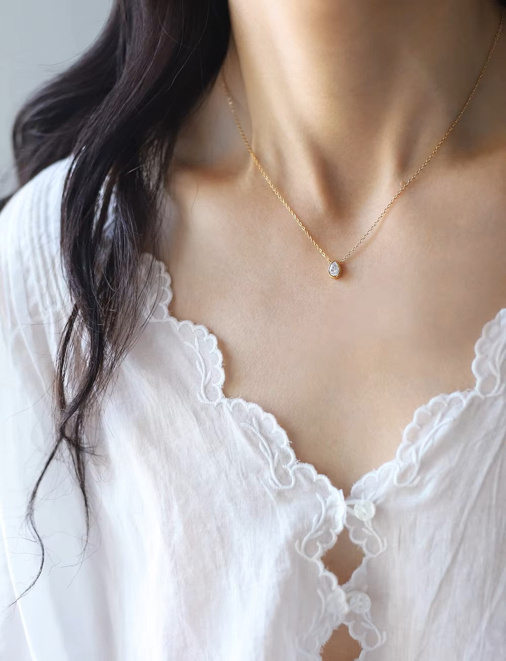 Velora Grace Pendant