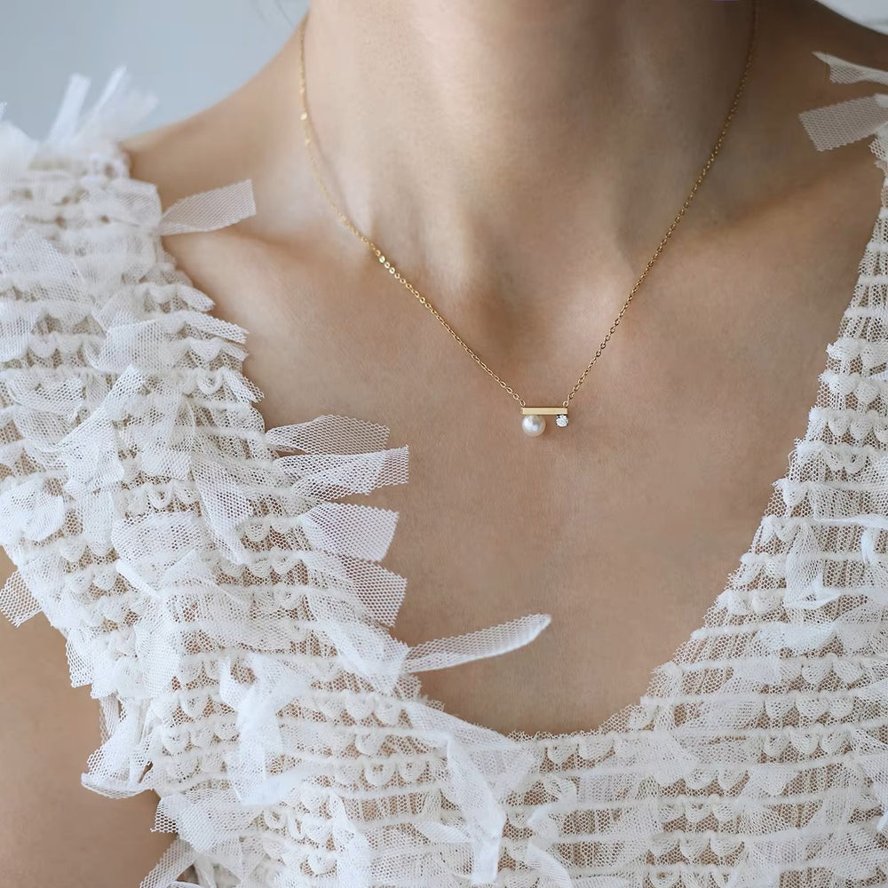 Amoura Gleam Chain