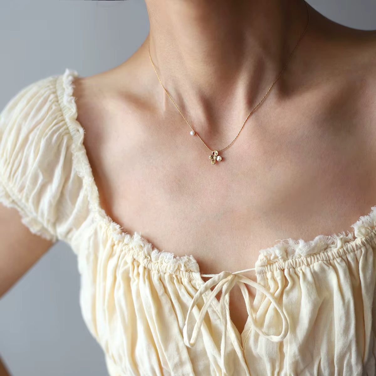 Lunaria Drop Chain