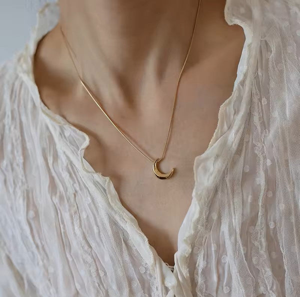 Amara Infinity Necklace