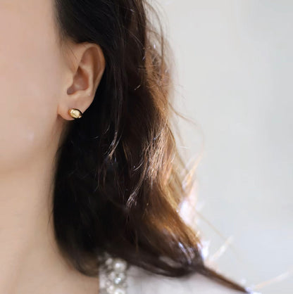 Muse Dot Earrings