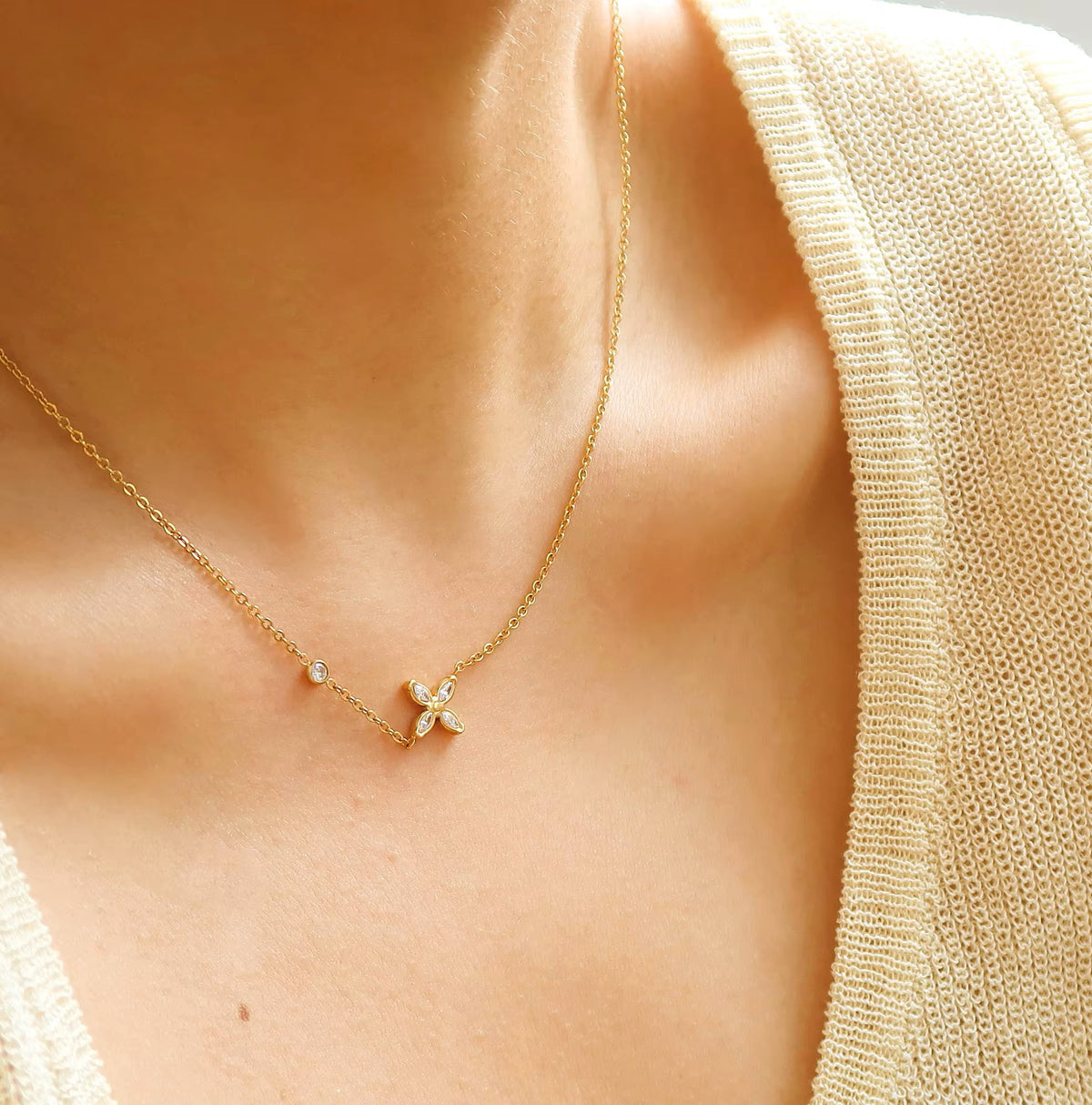 Lunaria Drop Chain