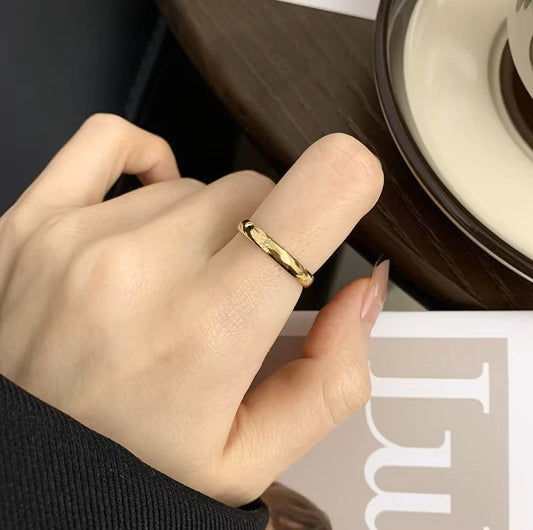 Pureline Gold Ring